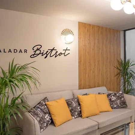 Διαμέρισμα Saladar Boutique *