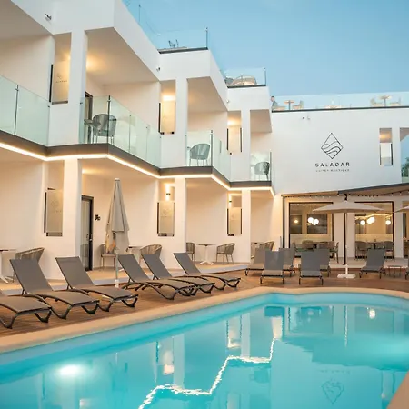 Saladar Boutique アパート *